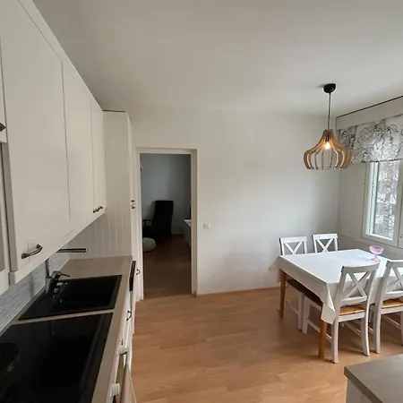 Huoneisto Mukkula 59 M2 *